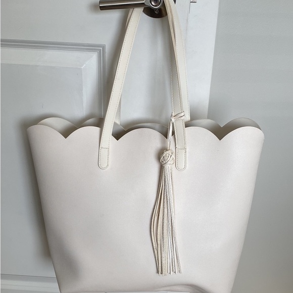Large White Tote - Picture 1 of 1